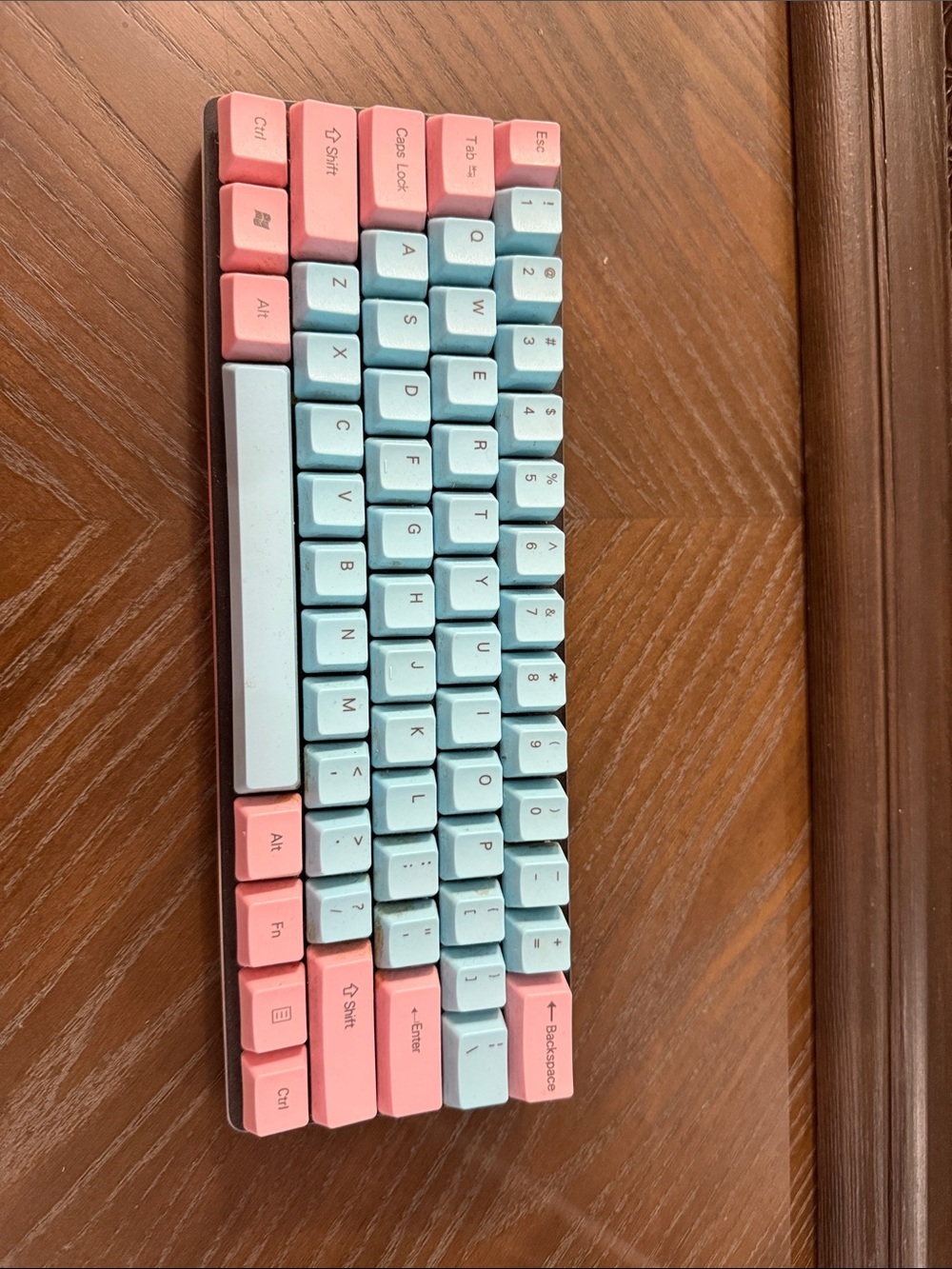 Custom 60% Mechanical Keyboard - Glorious GMMK Built | Miami Teal & Pink